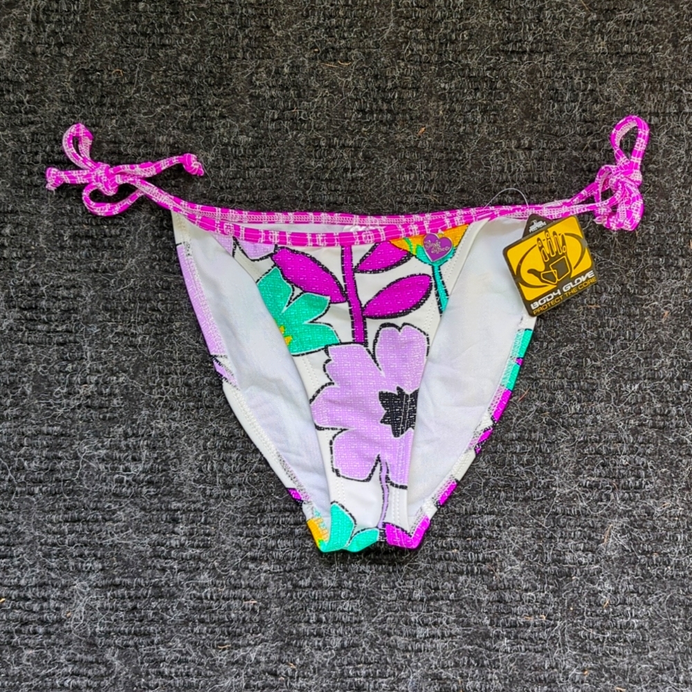 Body Glove. NWTs. Floral Bikini bottom. Size Small.